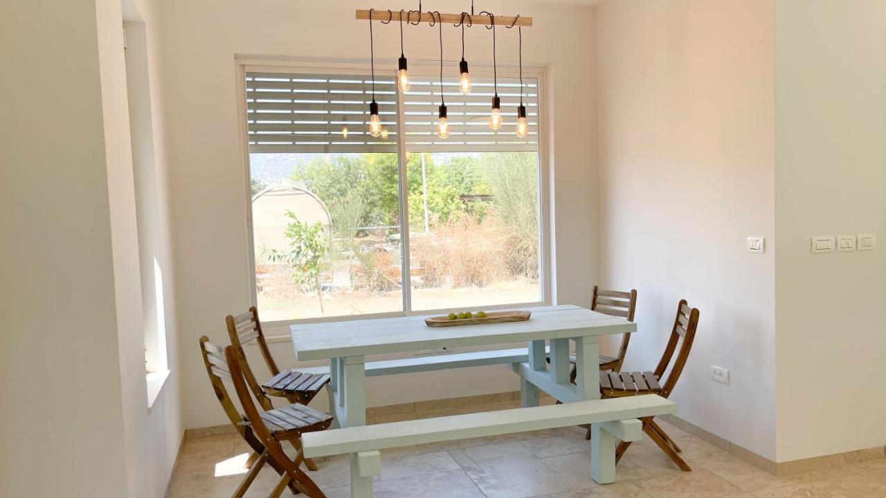הבית הלבן בכפר בלום Villa Exterior photo